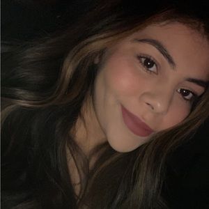 Meet your Posher, Brisa